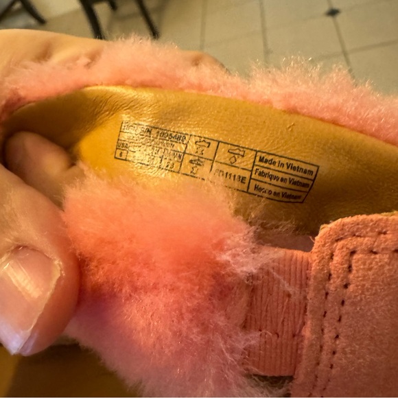 NWT UGG Del Rey Fluff Heel light pink chunky heeled sandals w/fur accent / 6 - Picture 14 of 15